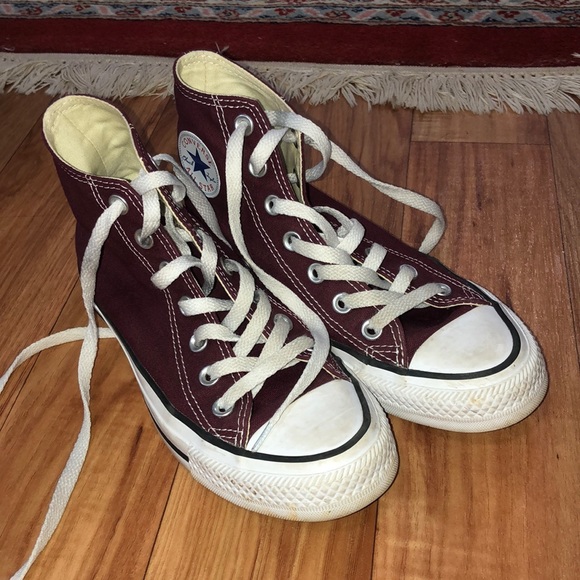 Converse Shoes - Burgundy Converse Sneakers